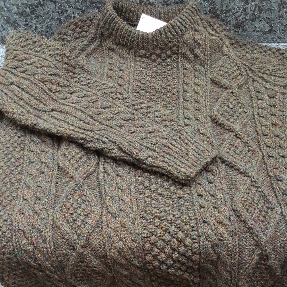 New mens Kennedy of Ardara Scottish wool sweater.